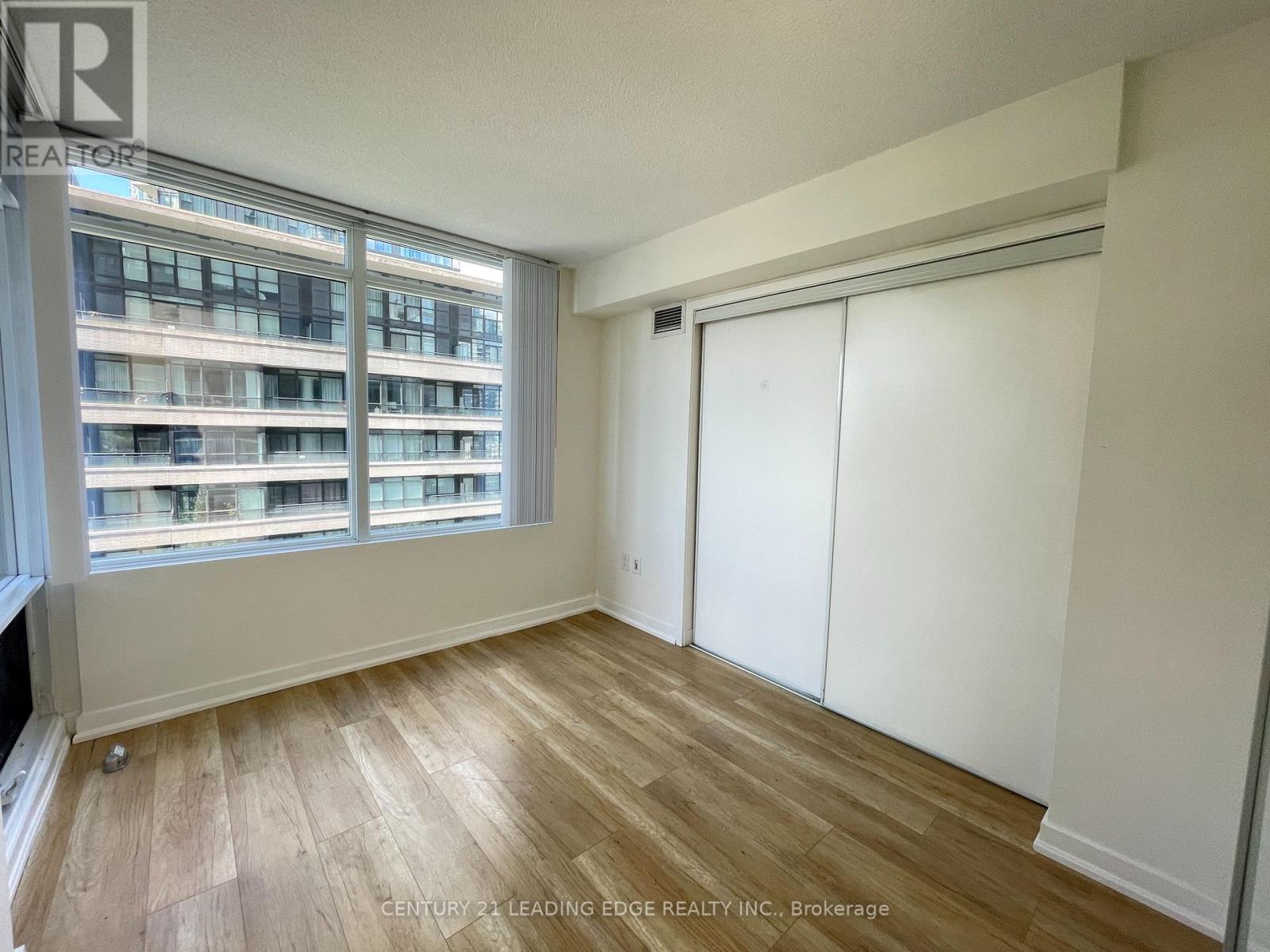 609 - 25 Telegram Mews, Toronto, Ontario  M5V 3Z1 - Photo 12 - C12439830