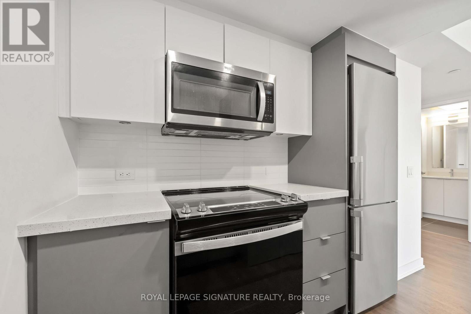 216 - 30 Tretti Way, Toronto, Ontario  M3H 0E3 - Photo 17 - C12439857
