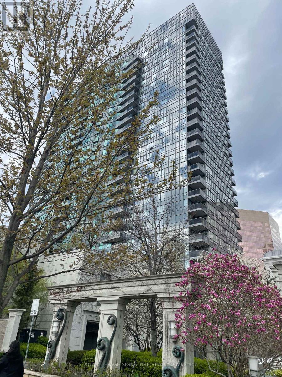 819 - 25 Greenview Avenue, Toronto, Ontario  M2M 0A5 - Photo 1 - C12439866