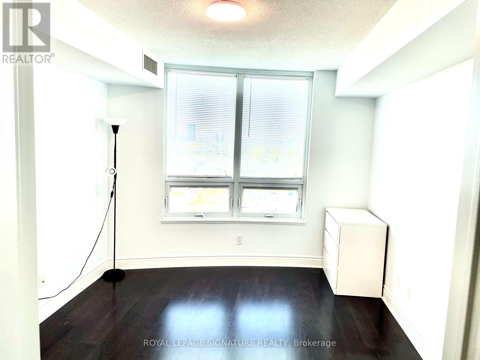 819 - 25 Greenview Avenue, Toronto, Ontario  M2M 0A5 - Photo 19 - C12439866