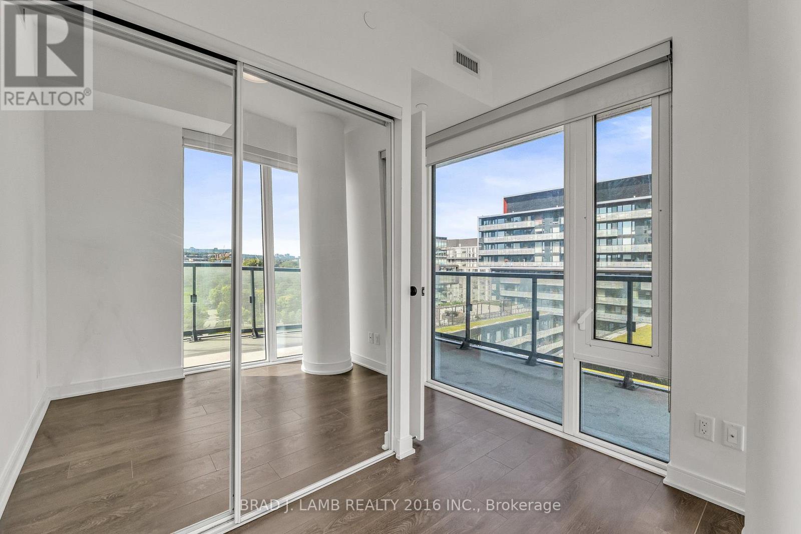 S904 - 180 Mill Street, Toronto, Ontario  M5A 0V7 - Photo 13 - C12439901