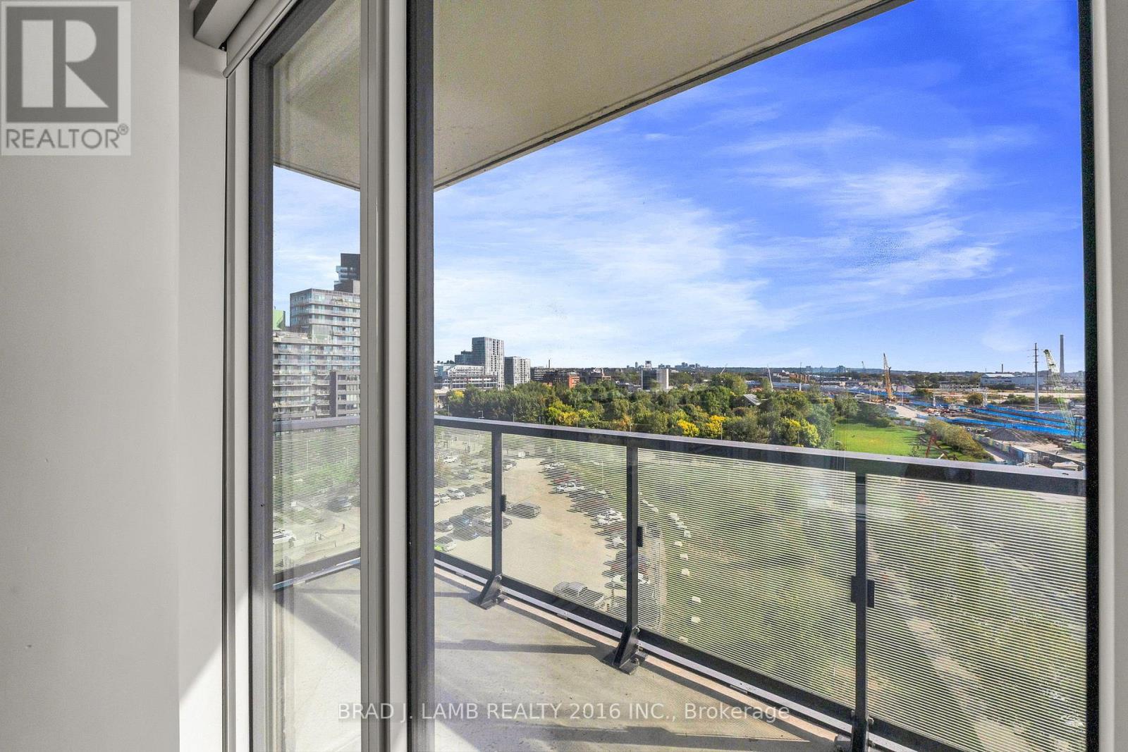 S904 - 180 Mill Street, Toronto, Ontario  M5A 0V7 - Photo 14 - C12439901