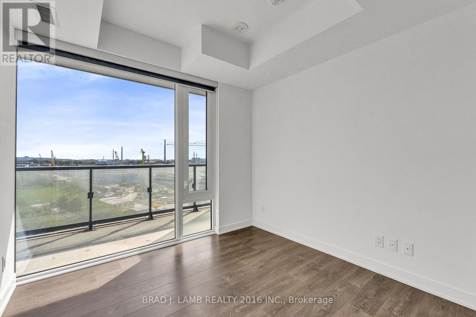 S904 - 180 Mill Street, Toronto, Ontario  M5A 0V7 - Photo 9 - C12439901