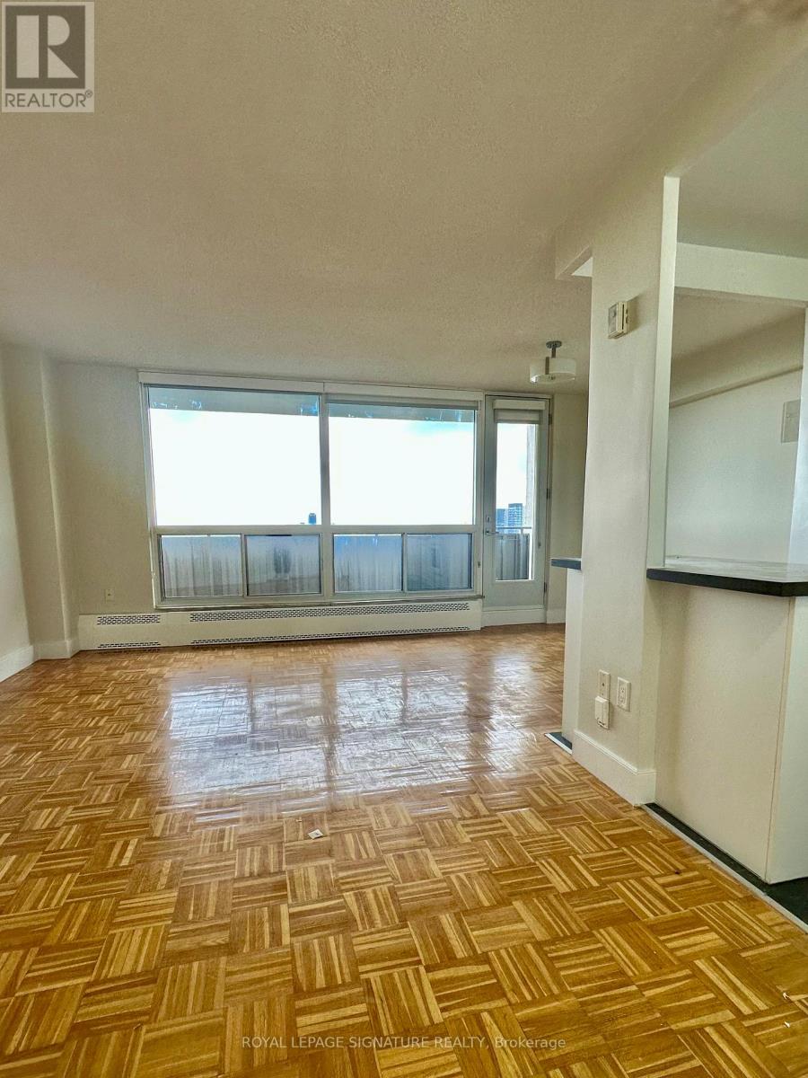 2311 - 666 Spadina Avenue, Toronto, Ontario  M5S 2H8 - Photo 2 - C12439917