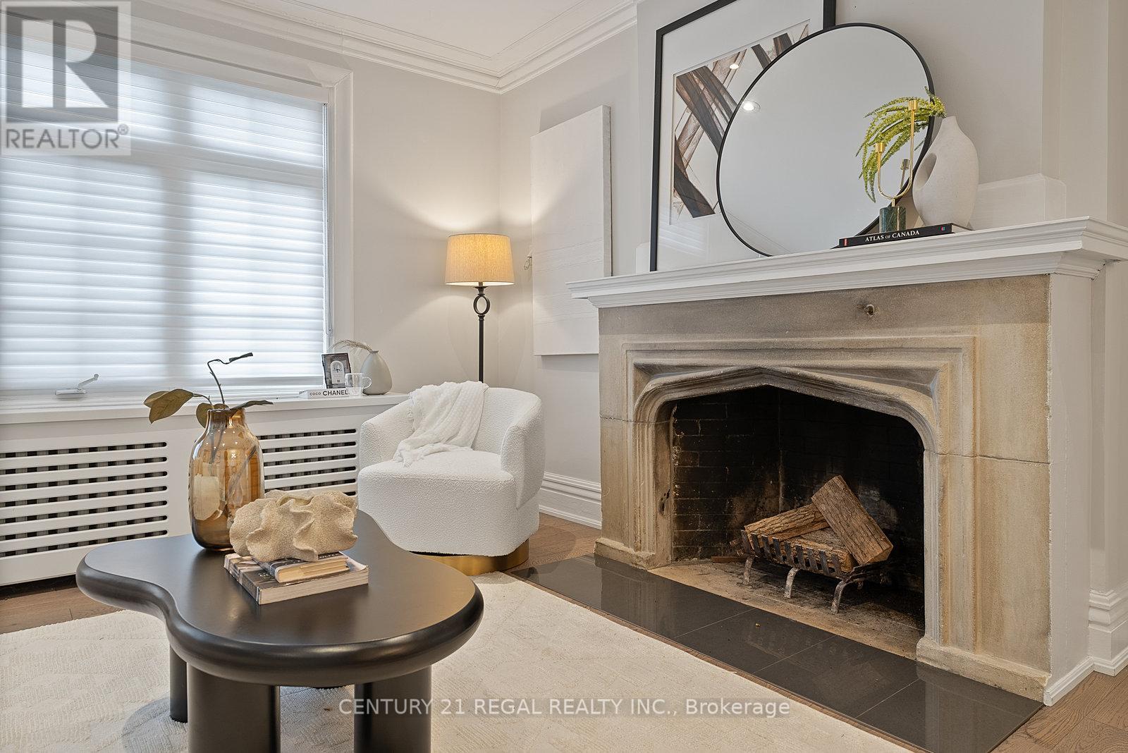 93 Douglas Crescent, Toronto, Ontario  M4W 2E6 - Photo 10 - C12439930