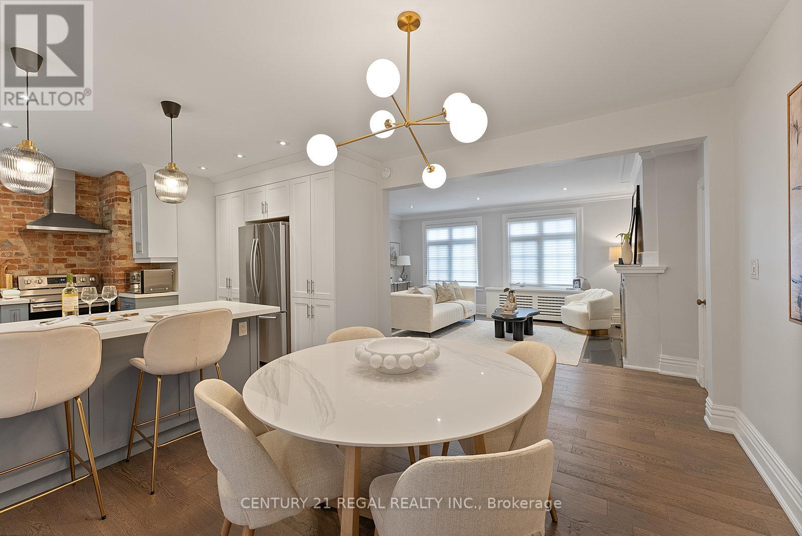 93 Douglas Crescent, Toronto, Ontario  M4W 2E6 - Photo 12 - C12439930