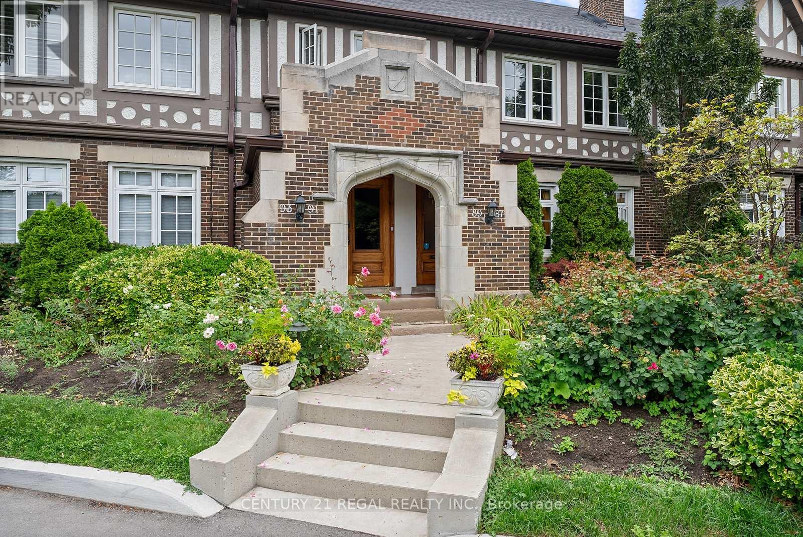93 Douglas Crescent, Toronto, Ontario  M4W 2E6 - Photo 36 - C12439930