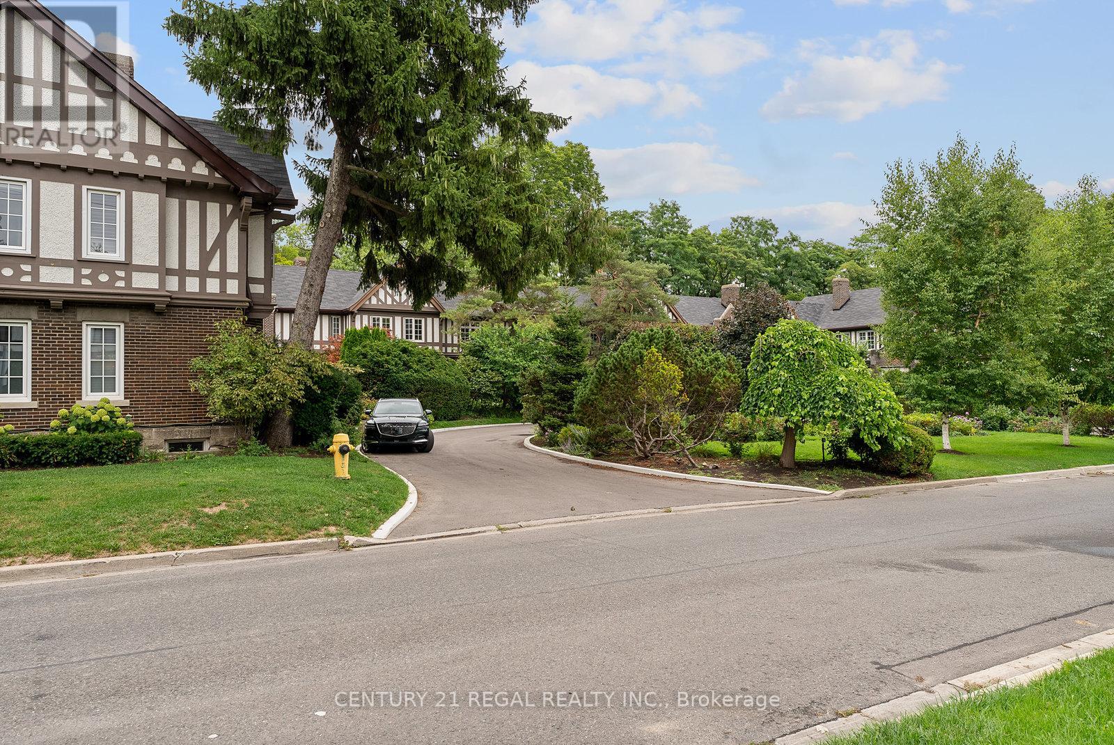 93 Douglas Crescent, Toronto, Ontario  M4W 2E6 - Photo 38 - C12439930