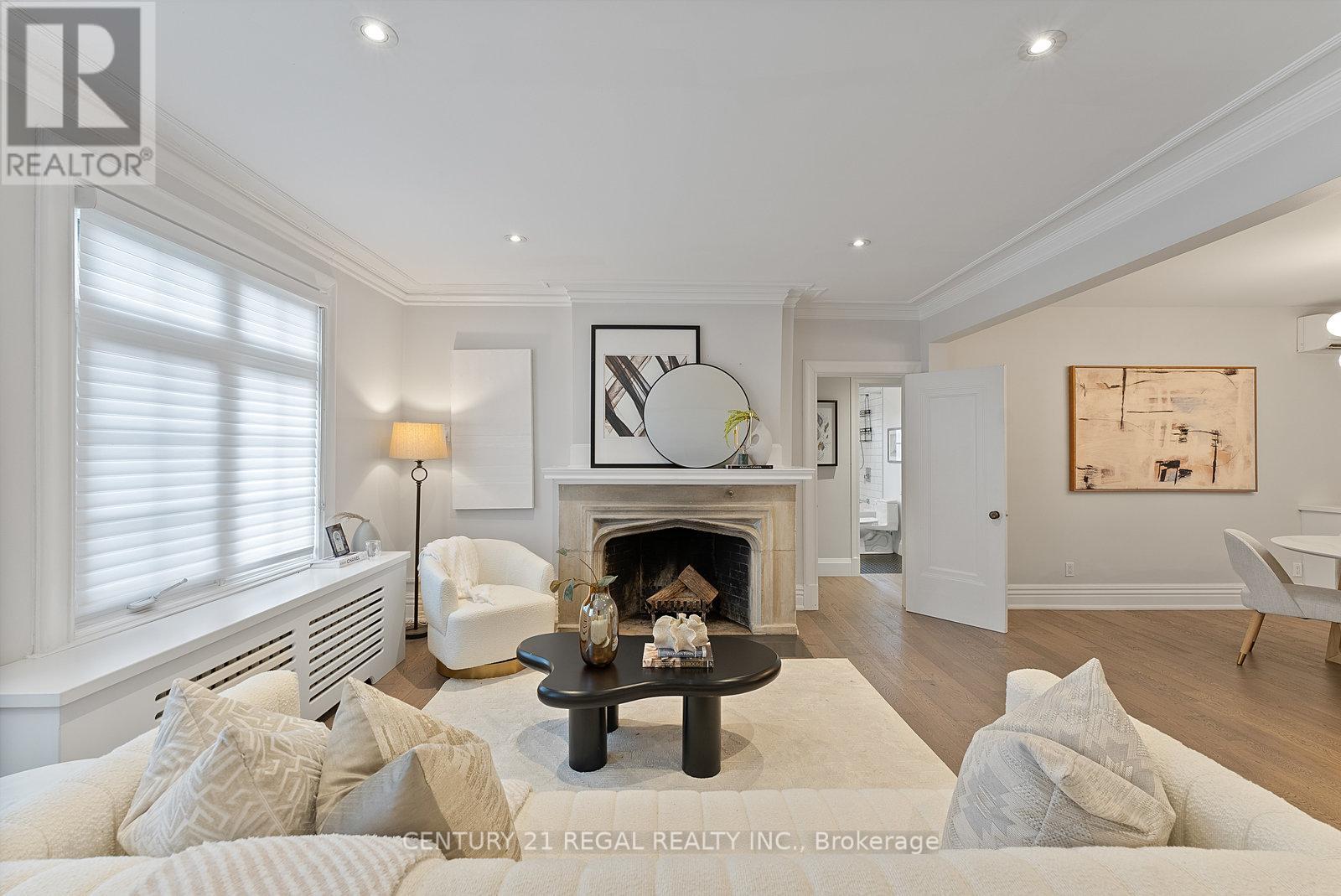 93 Douglas Crescent, Toronto, Ontario  M4W 2E6 - Photo 6 - C12439930