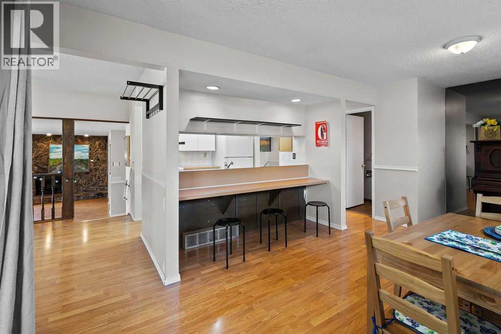 215 Ranchview Court Nw, Calgary, Alberta  T3G 1A5 - Photo 12 - A2253870