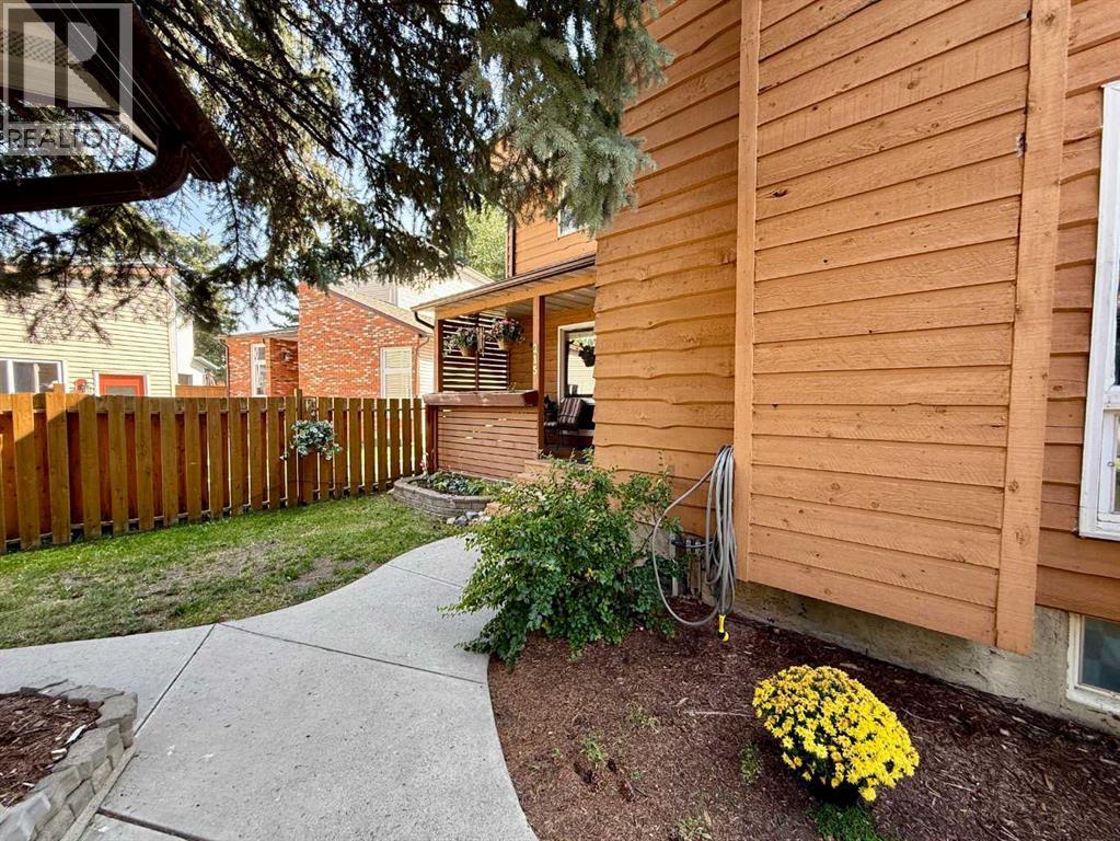 215 Ranchview Court Nw, Calgary, Alberta  T3G 1A5 - Photo 37 - A2253870