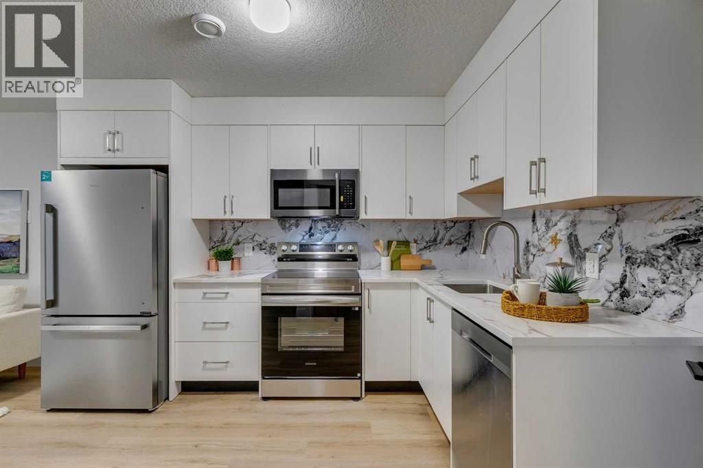 2013 23 Avenue Nw, Calgary, Alberta  T2M 1W2 - Photo 37 - A2255515