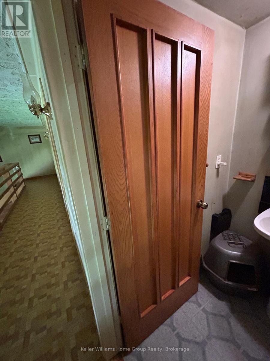 135431 9th Line, Grey Highlands, Ontario  N0C 1H0 - Photo 16 - X12440021