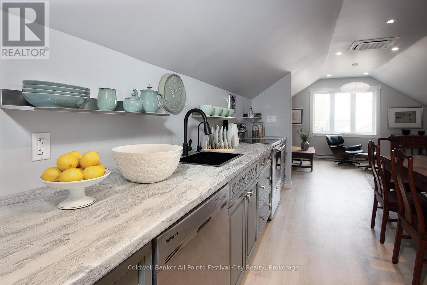 430 Albert Street, South Huron (Exeter), Ontario  N0M 1S1 - Photo 43 - X12440083