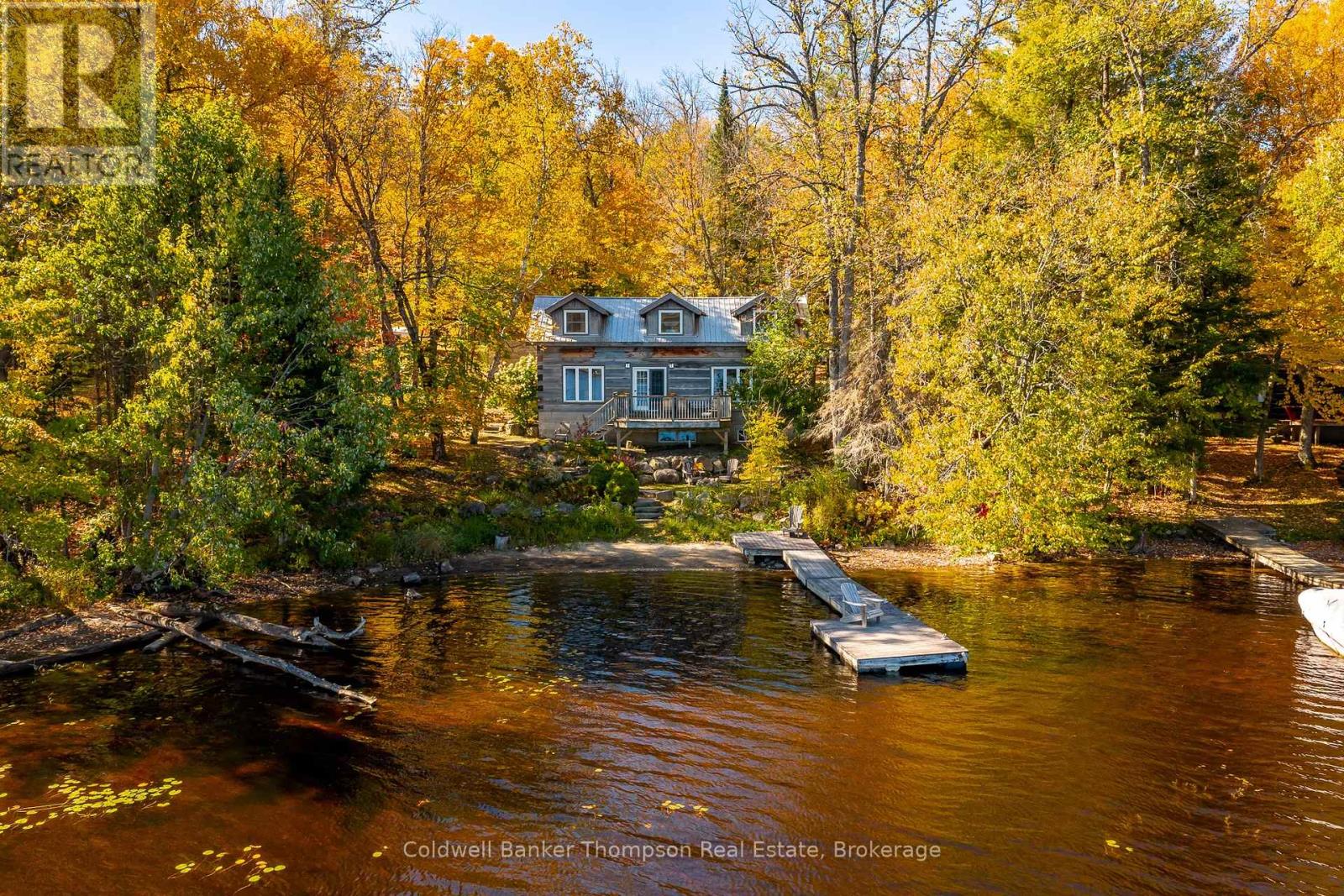 18 Port Vernon Lane, Huntsville, Ontario  P1H 2J2 - Photo 1 - X12440087