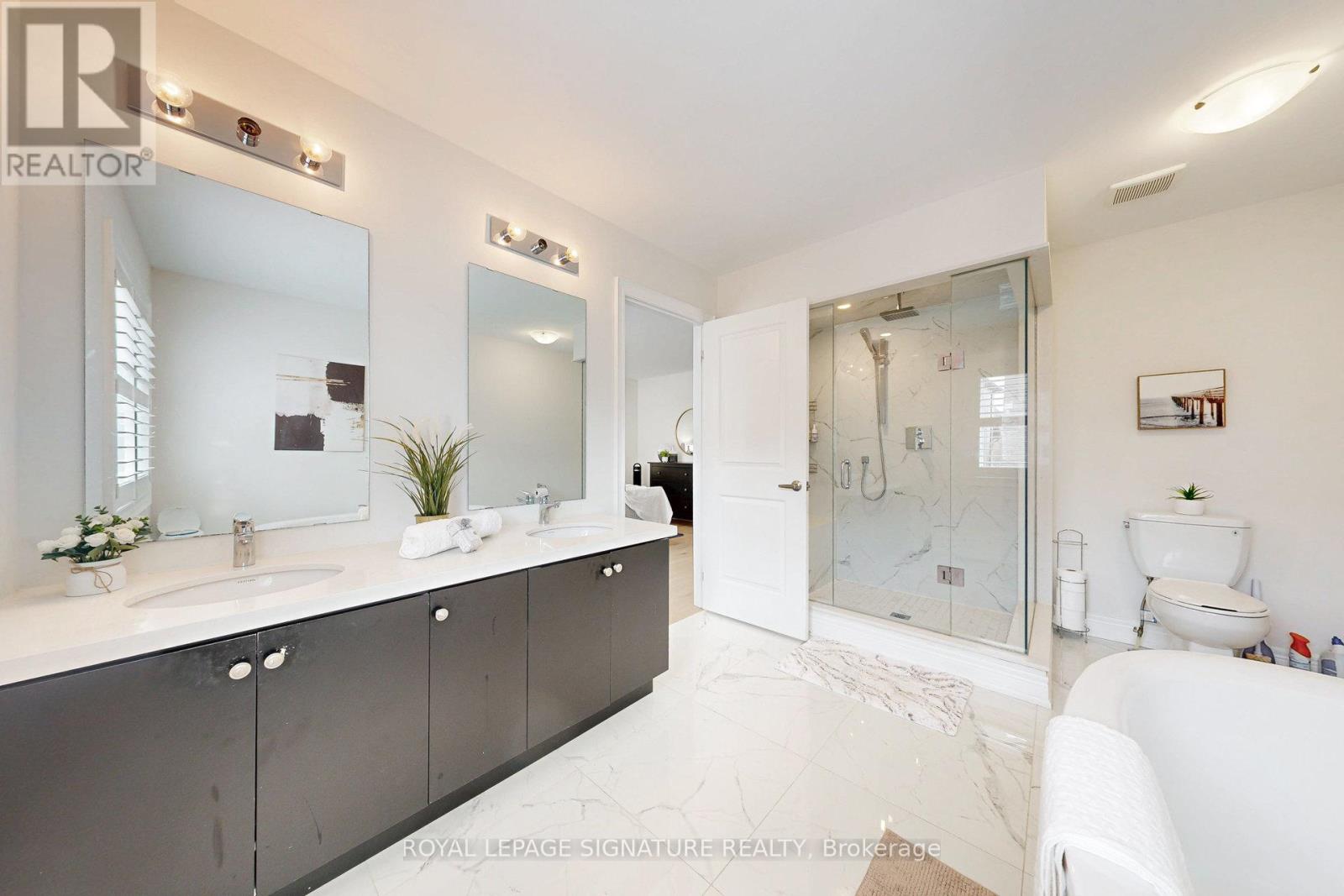 Upper - 1028 Pelican Trail, Pickering, Ontario  L1X 0G7 - Photo 28 - E12439791