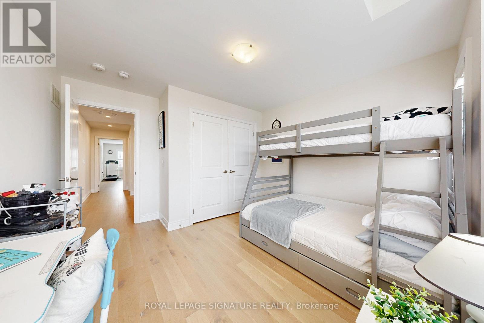 Upper - 1028 Pelican Trail, Pickering, Ontario  L1X 0G7 - Photo 34 - E12439791