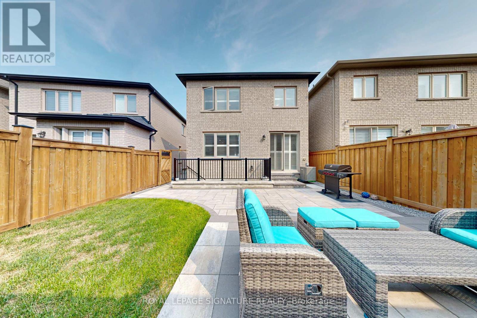 Upper - 1028 Pelican Trail, Pickering, Ontario  L1X 0G7 - Photo 39 - E12439791