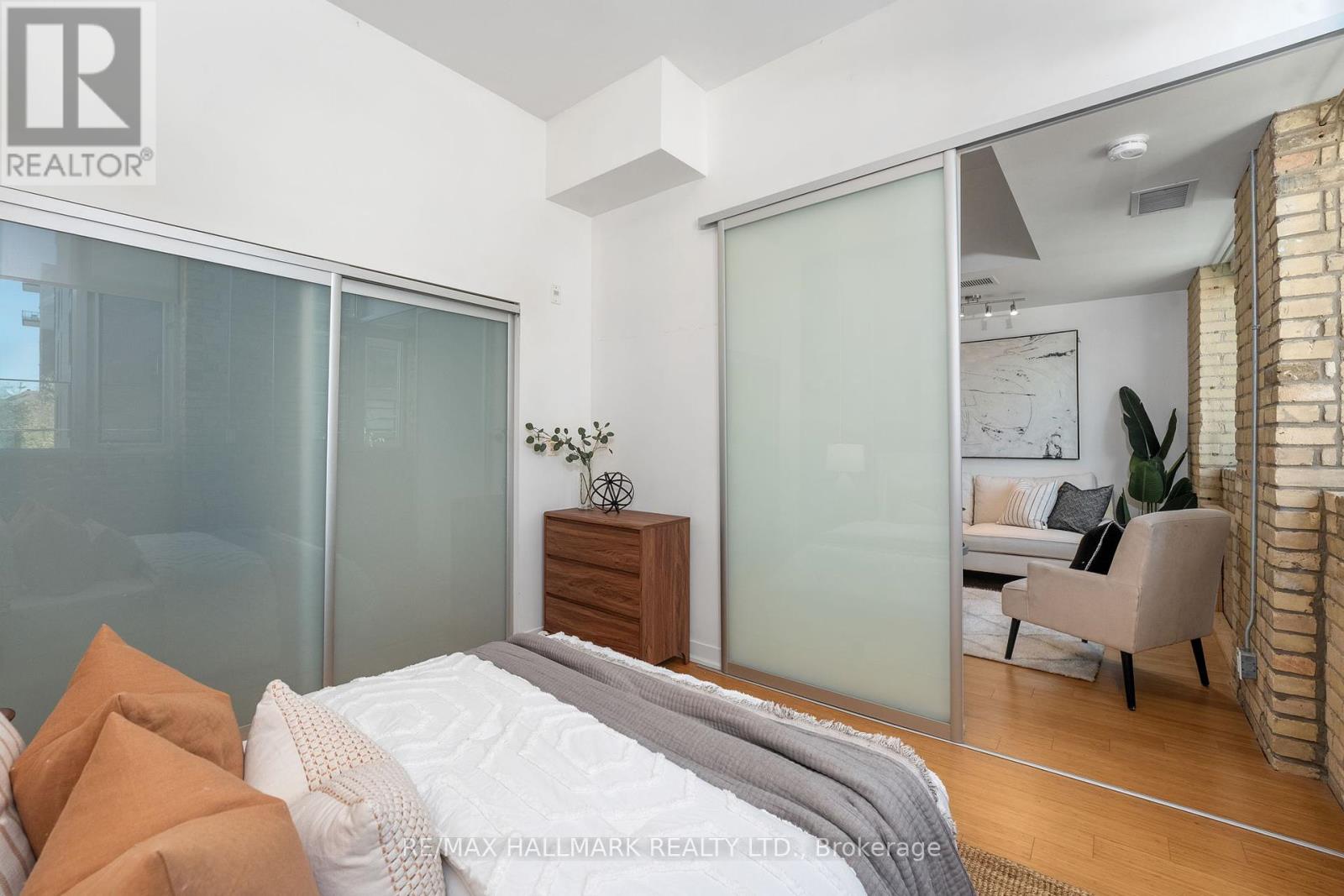 239 - 201 Carlaw Avenue, Toronto, Ontario  M4M 2S1 - Photo 10 - E12439882