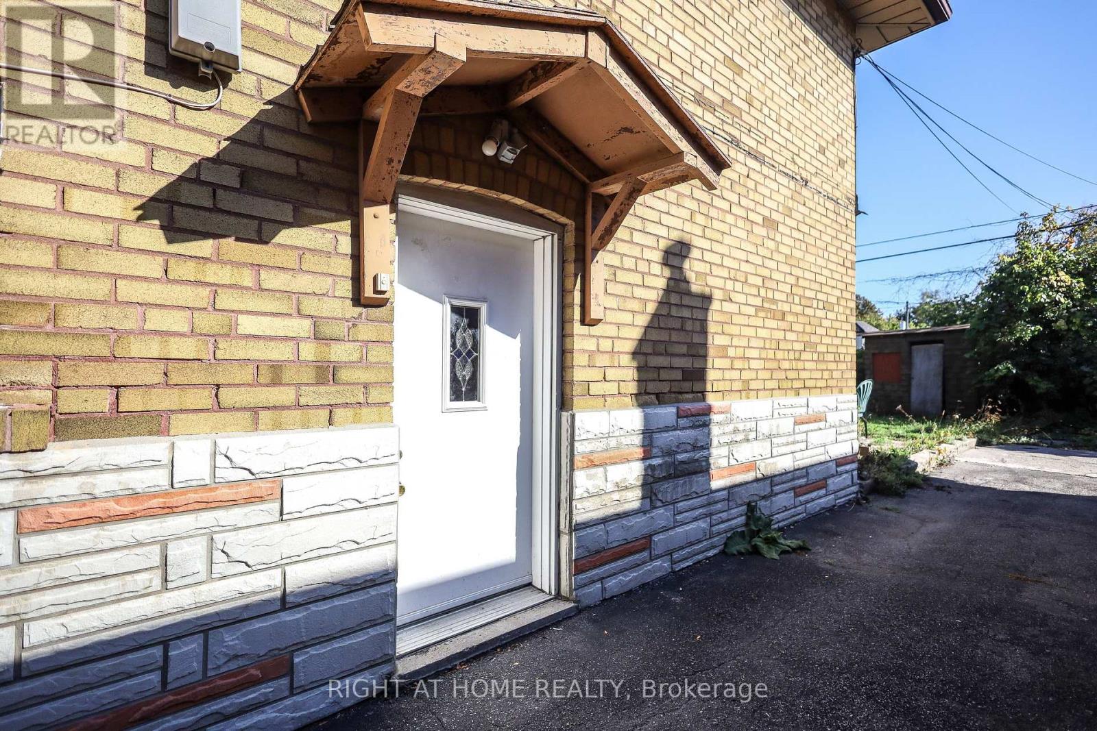 3261 Lawrence Avenue E, Toronto, Ontario  M1H 1A5 - Photo 28 - E12439910