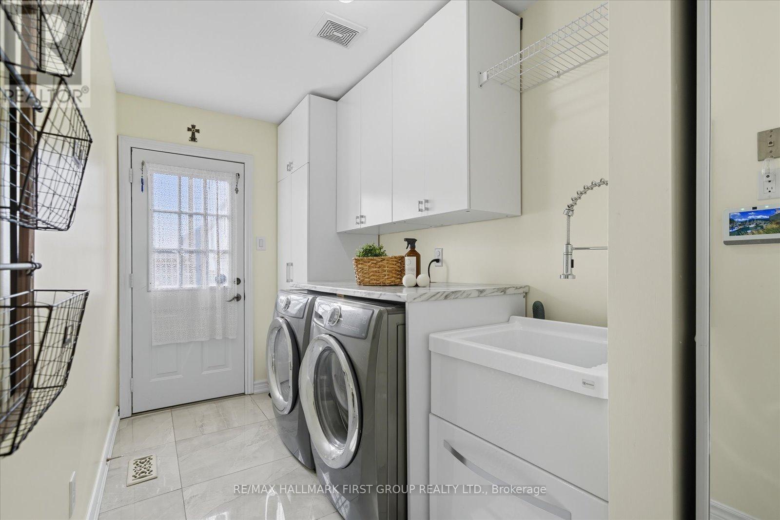 73 Hoile Drive, Ajax, Ontario  L1Z 1N1 - Photo 14 - E12439953