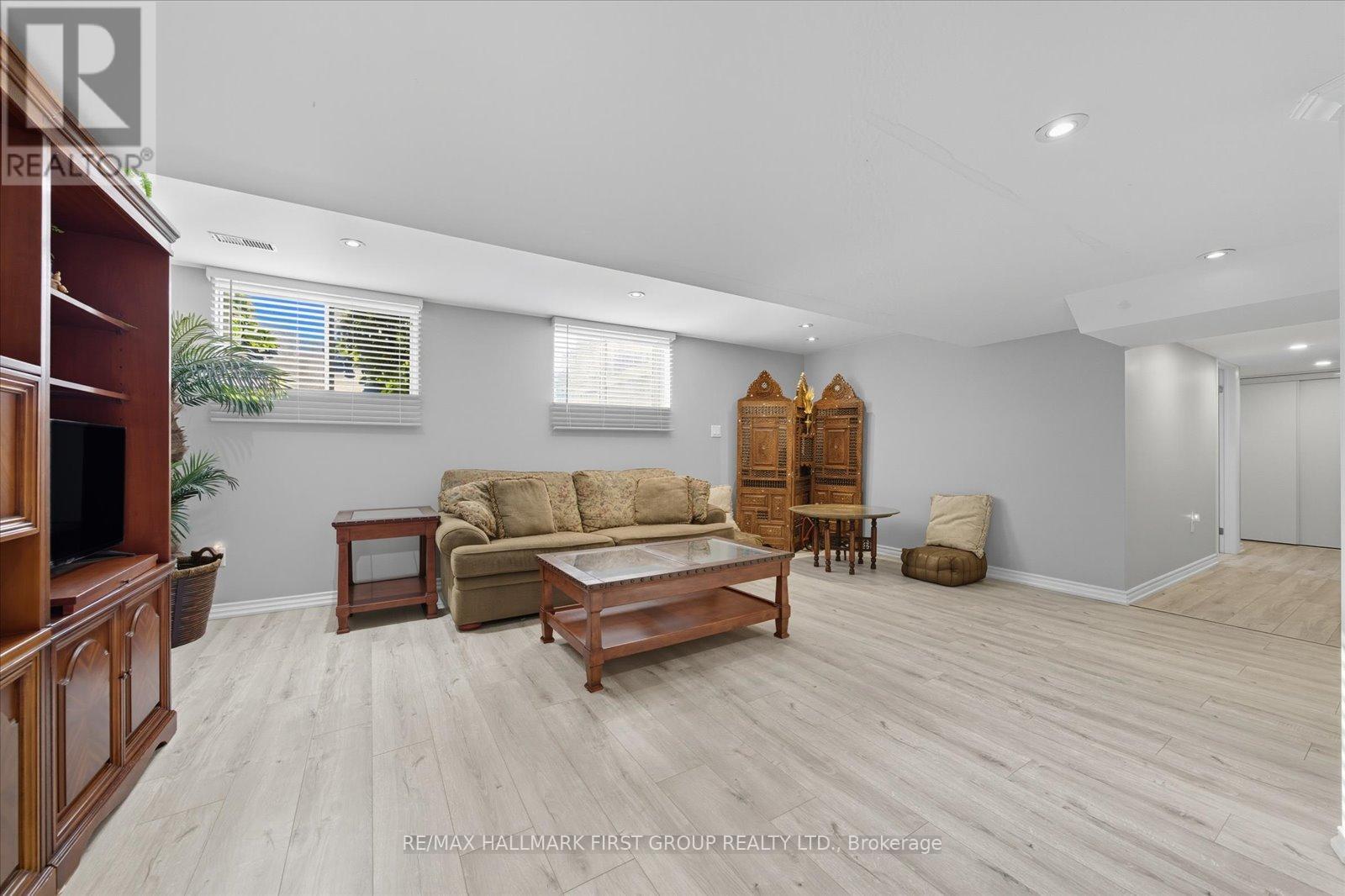73 Hoile Drive, Ajax, Ontario  L1Z 1N1 - Photo 34 - E12439953
