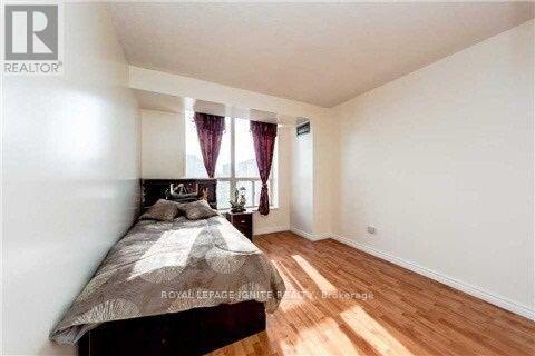501 - 410 Mclevin Avenue, Toronto, Ontario  M1B 5J5 - Photo 4 - E12439983