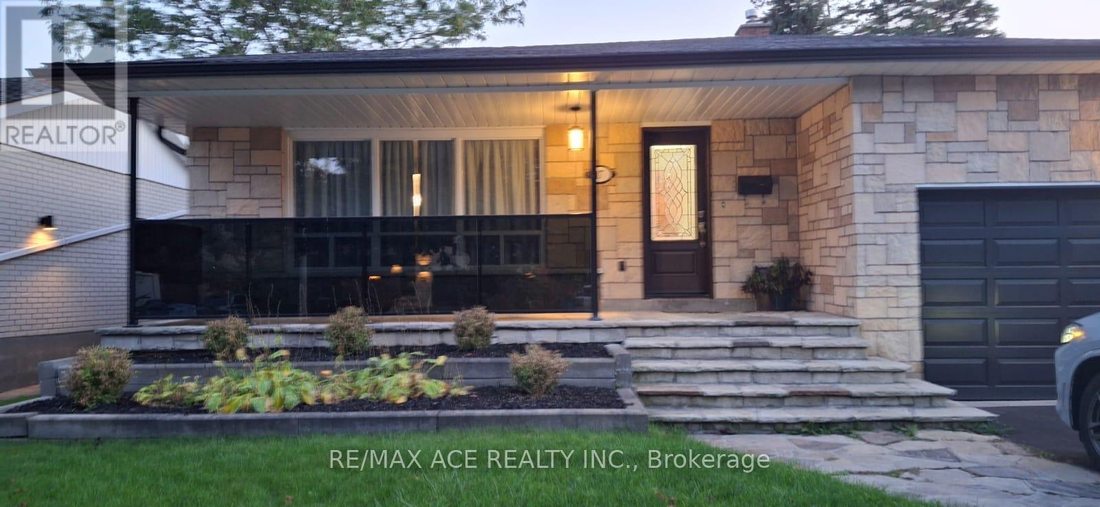 17 JANELLAN TERRACE, Toronto, Ontario