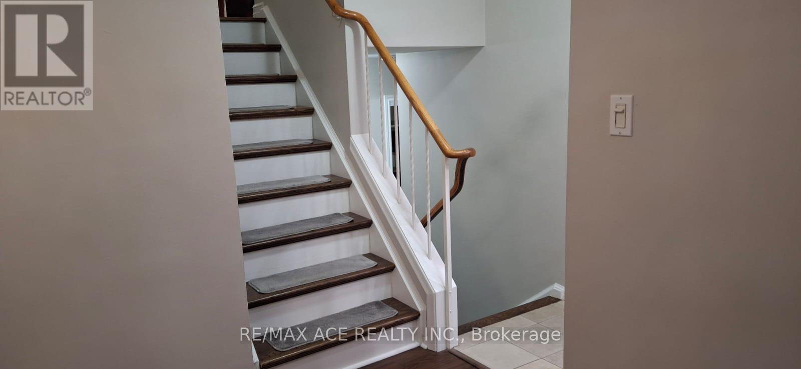 17 Janellan Terrace, Toronto, Ontario  M1E 3M8 - Photo 11 - E12439991