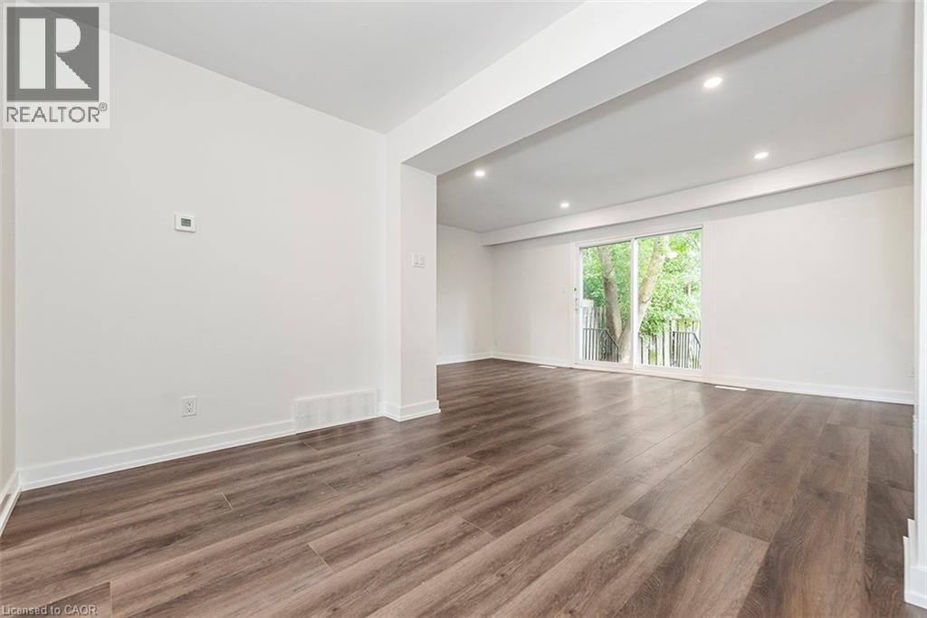 20 Anna Capri Drive Unit# 2, Hamilton, Ontario  L8W 1M6 - Photo 15 - 40775789