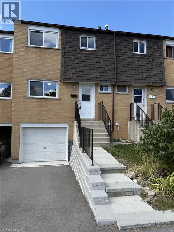 20 ANNA CAPRI Drive Unit# 2, Hamilton, Ontario
