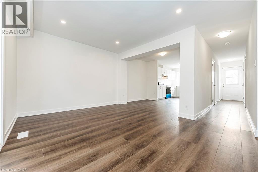 20 Anna Capri Drive Unit# 2, Hamilton, Ontario  L8W 1M6 - Photo 19 - 40775789