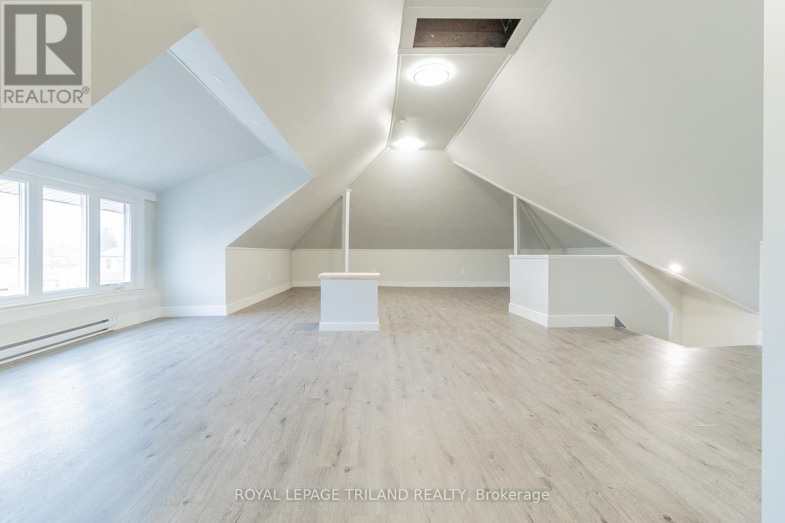 11 Goshen Street N, Bluewater, Ontario  N0M 2T0 - Photo 25 - X12440009