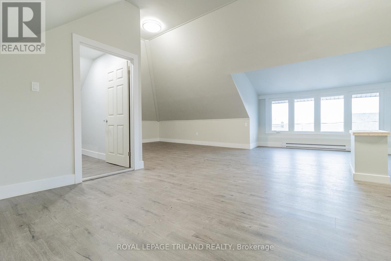 11 Goshen Street N, Bluewater, Ontario  N0M 2T0 - Photo 26 - X12440009