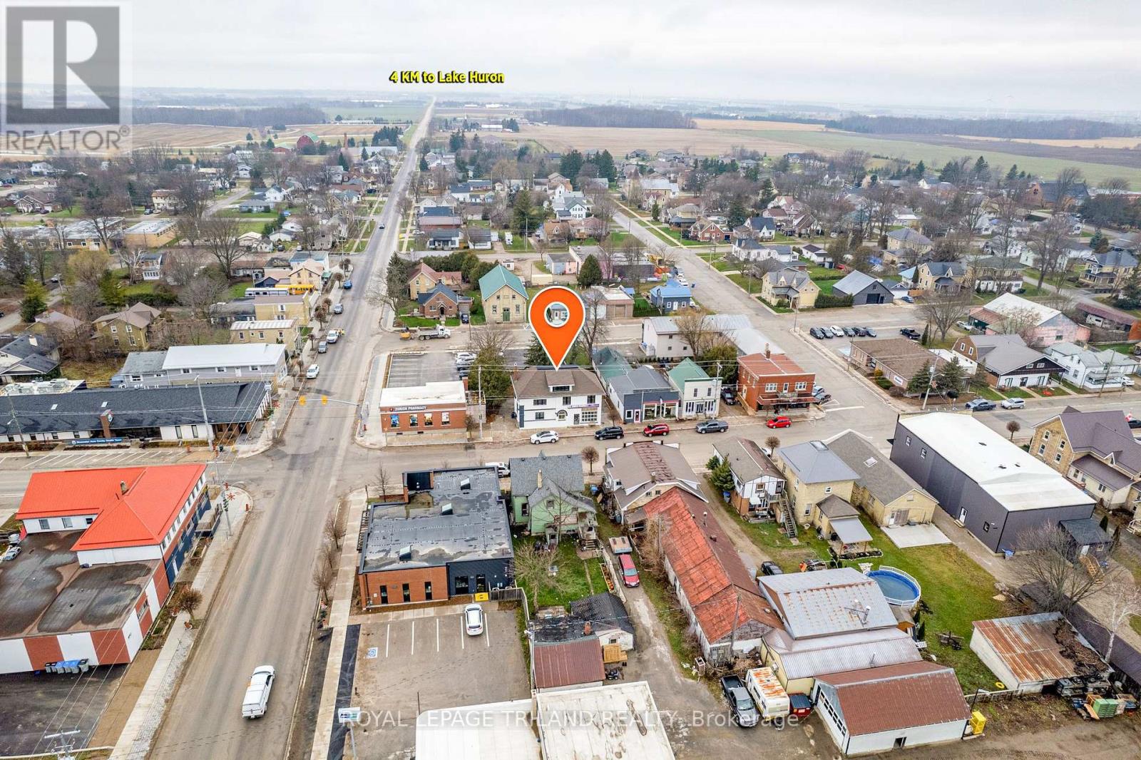 11 Goshen Street N, Bluewater, Ontario  N0M 2T0 - Photo 4 - X12440009