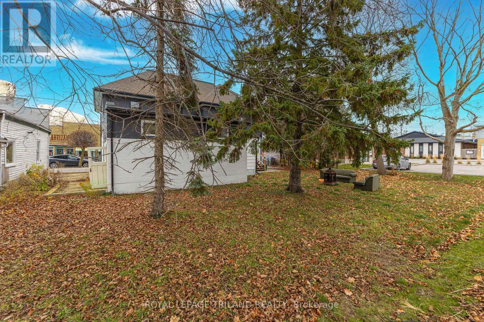 11 Goshen Street N, Bluewater, Ontario  N0M 2T0 - Photo 9 - X12440009