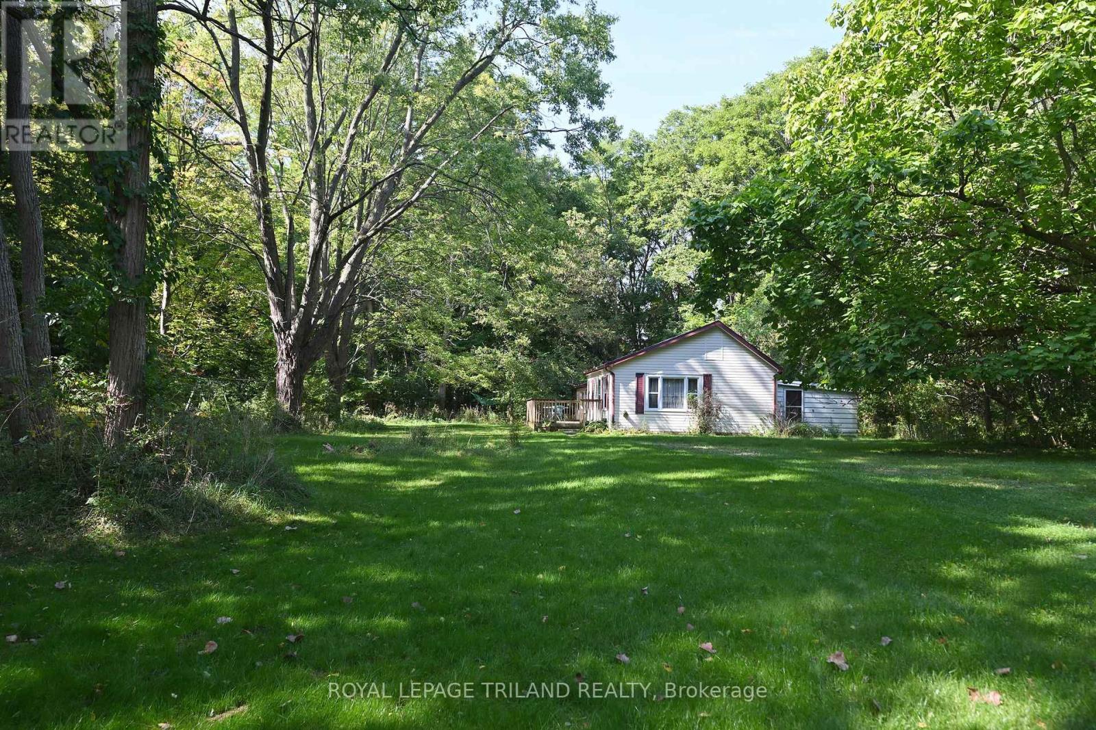 65 Cove Road, London South, Ontario  N6J 1H8 - Photo 13 - X12440028