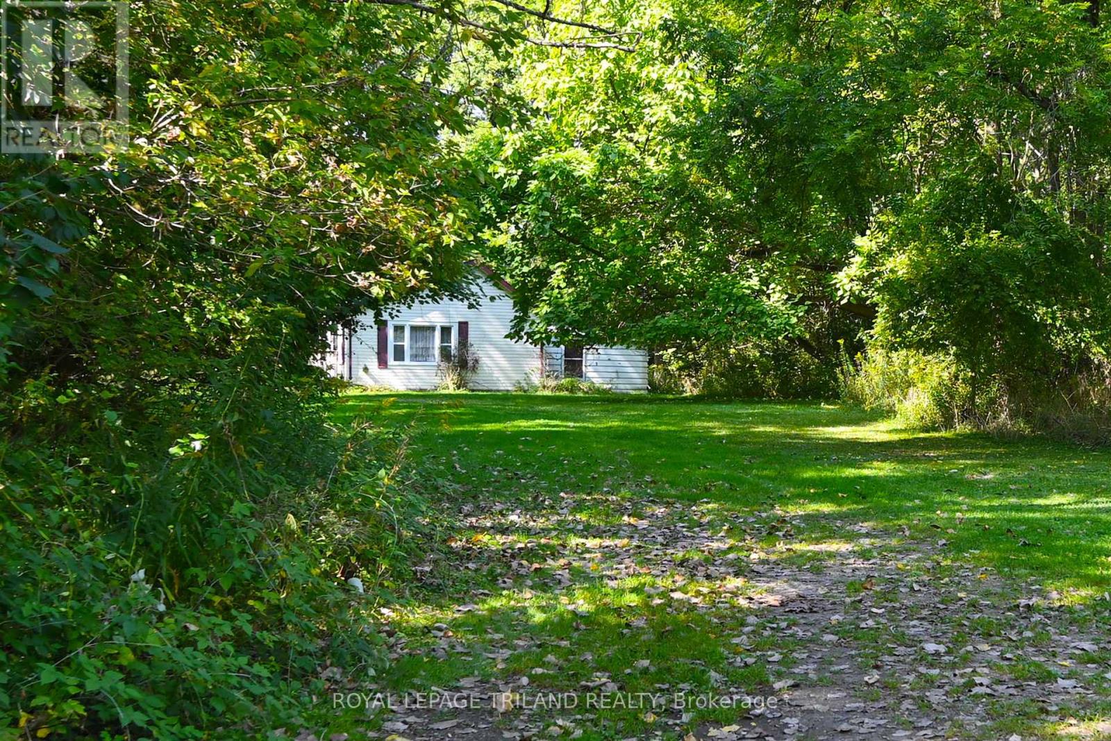 65 Cove Road, London South, Ontario  N6J 1H8 - Photo 23 - X12440028