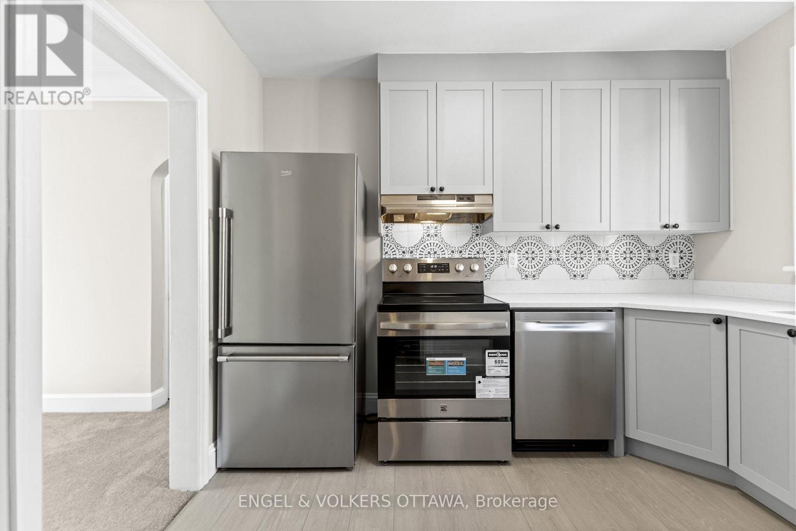 460 Holland Avenue, Ottawa, Ontario  K1Y 0Z5 - Photo 25 - X12440016