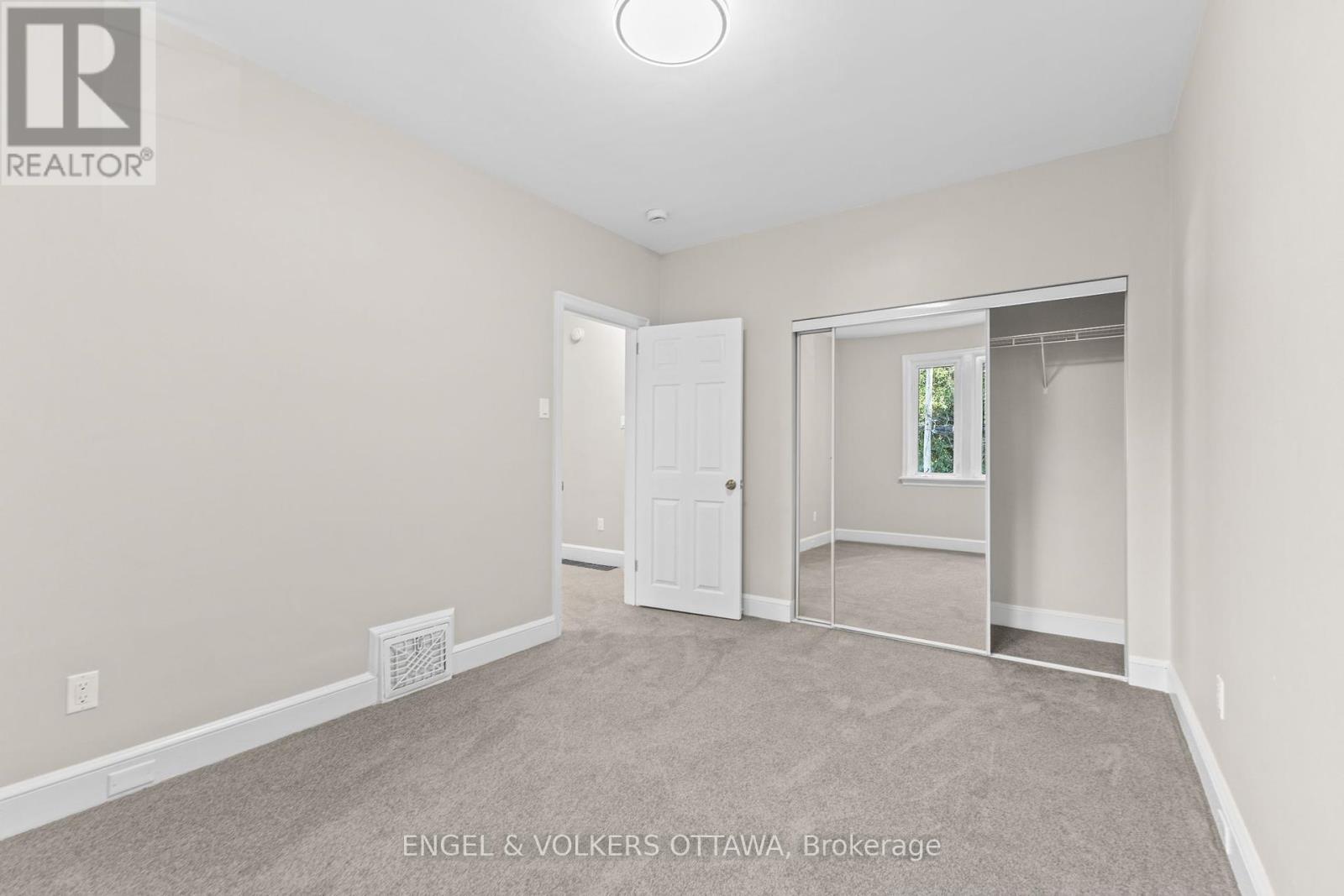 460 Holland Avenue, Ottawa, Ontario  K1Y 0Z5 - Photo 27 - X12440016