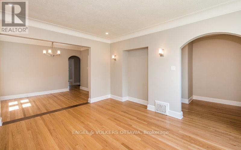 460 Holland Avenue, Ottawa, Ontario  K1Y 0Z5 - Photo 6 - X12440016