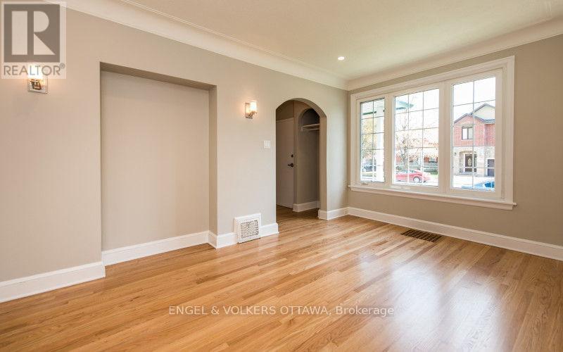 460 Holland Avenue, Ottawa, Ontario  K1Y 0Z5 - Photo 7 - X12440016