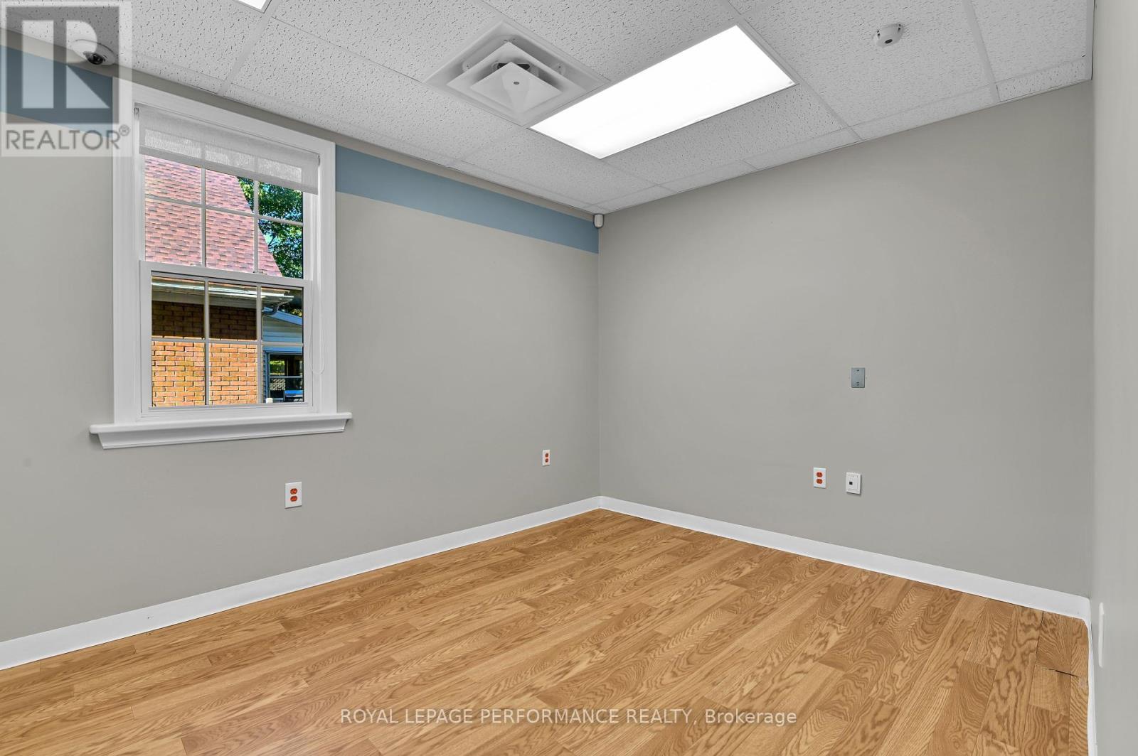 117 First Street E, Cornwall, Ontario  K6H 1K8 - Photo 13 - X12440056