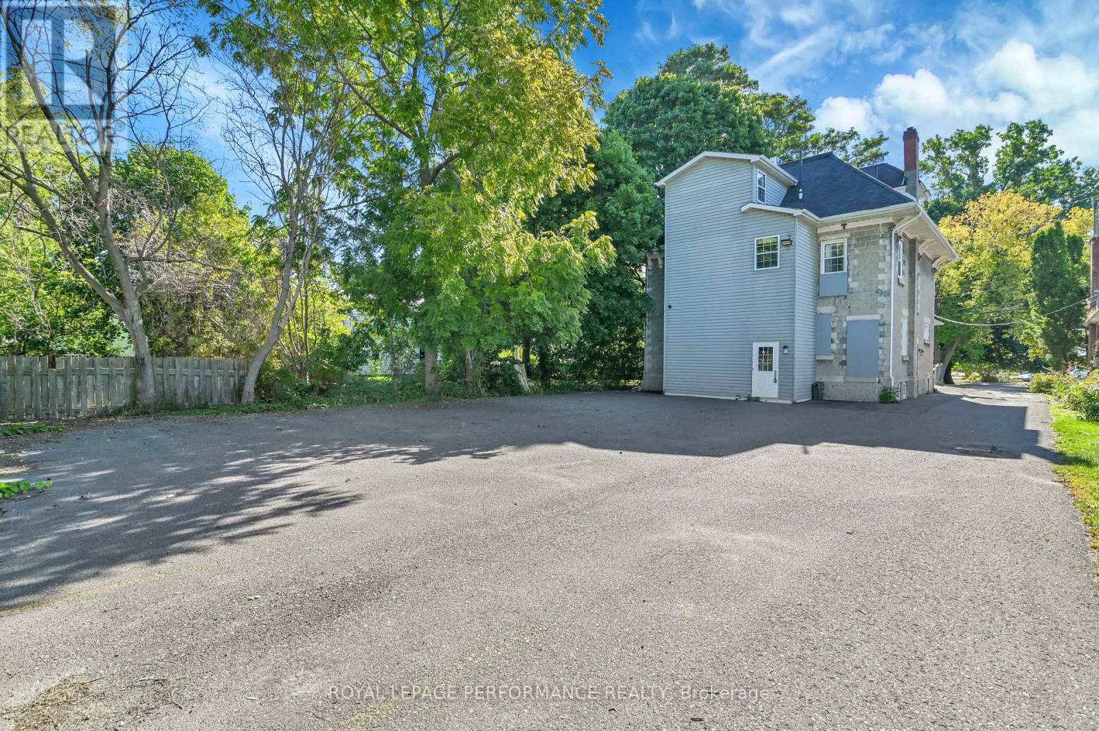 117 First Street E, Cornwall, Ontario  K6H 1K8 - Photo 41 - X12440056