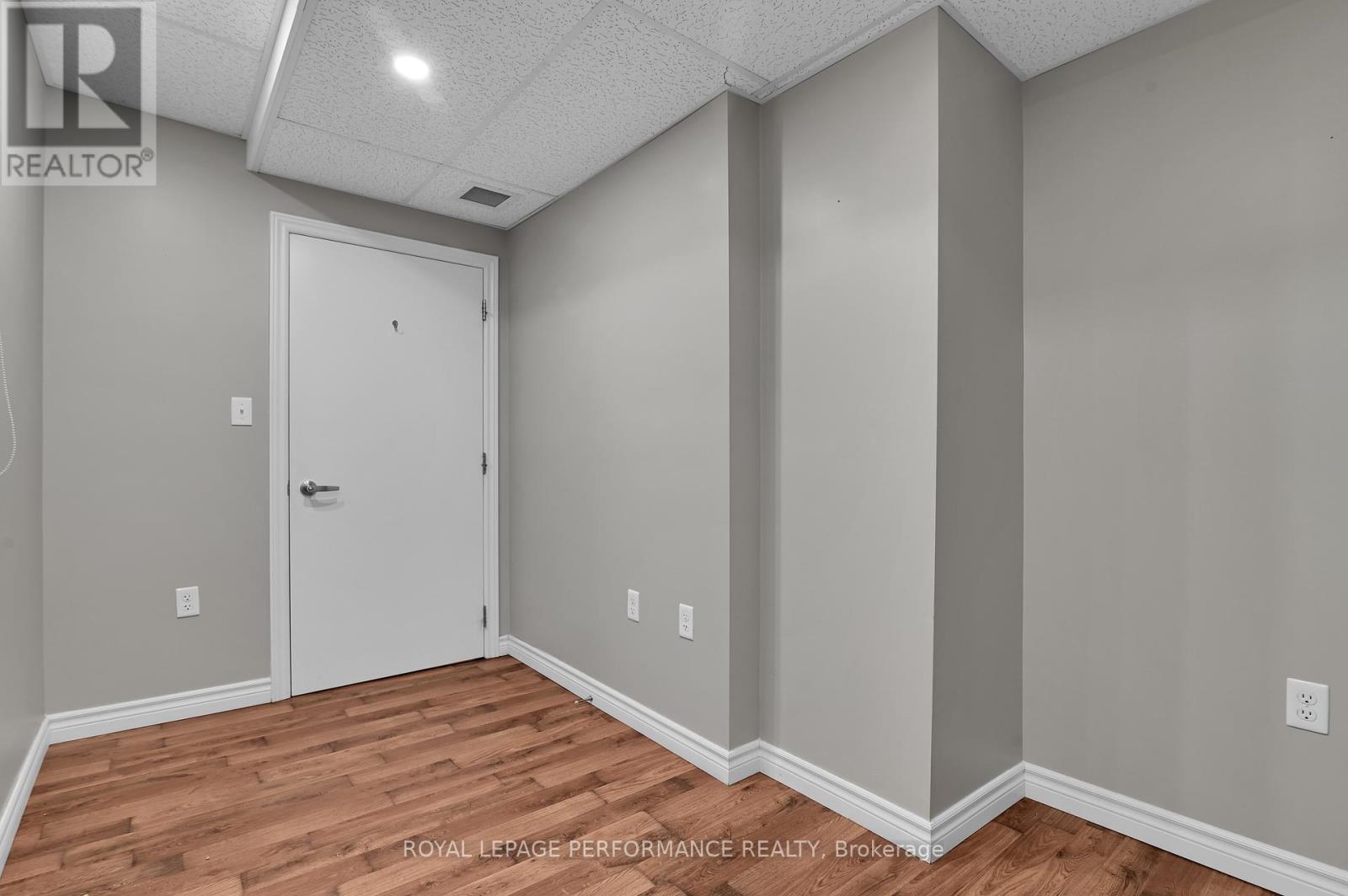 117 First Street E, Cornwall, Ontario  K6H 1K8 - Photo 6 - X12440056