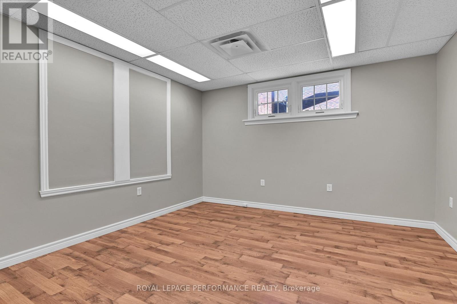 117 First Street E, Cornwall, Ontario  K6H 1K8 - Photo 7 - X12440056