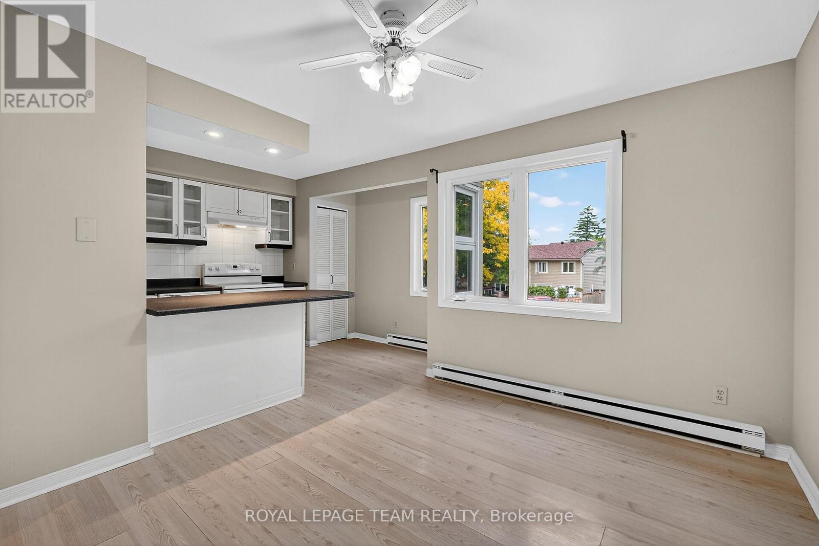 11 Peary Way, Ottawa, Ontario  K2L 1Z9 - Photo 20 - X12440093
