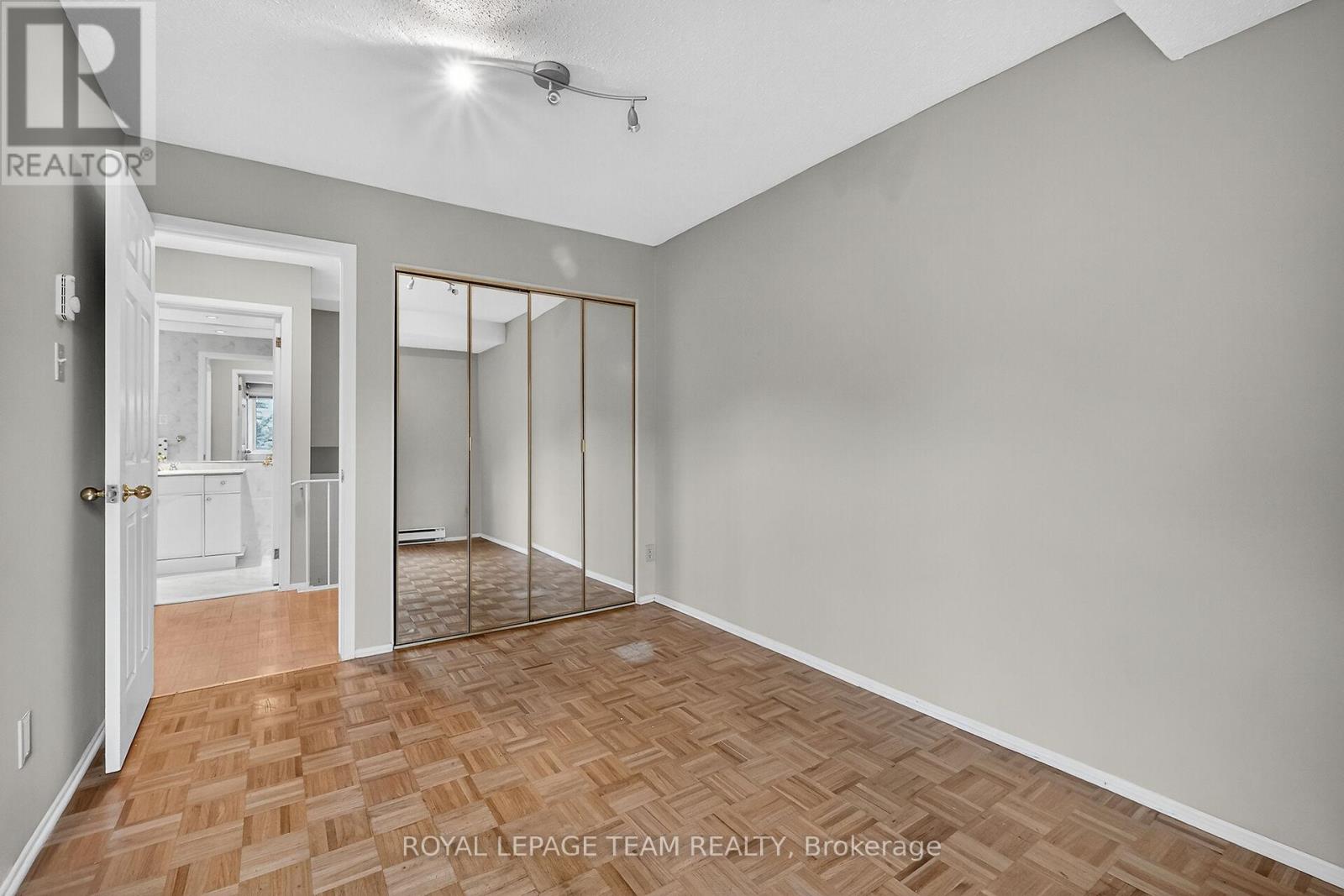 11 Peary Way, Ottawa, Ontario  K2L 1Z9 - Photo 28 - X12440093