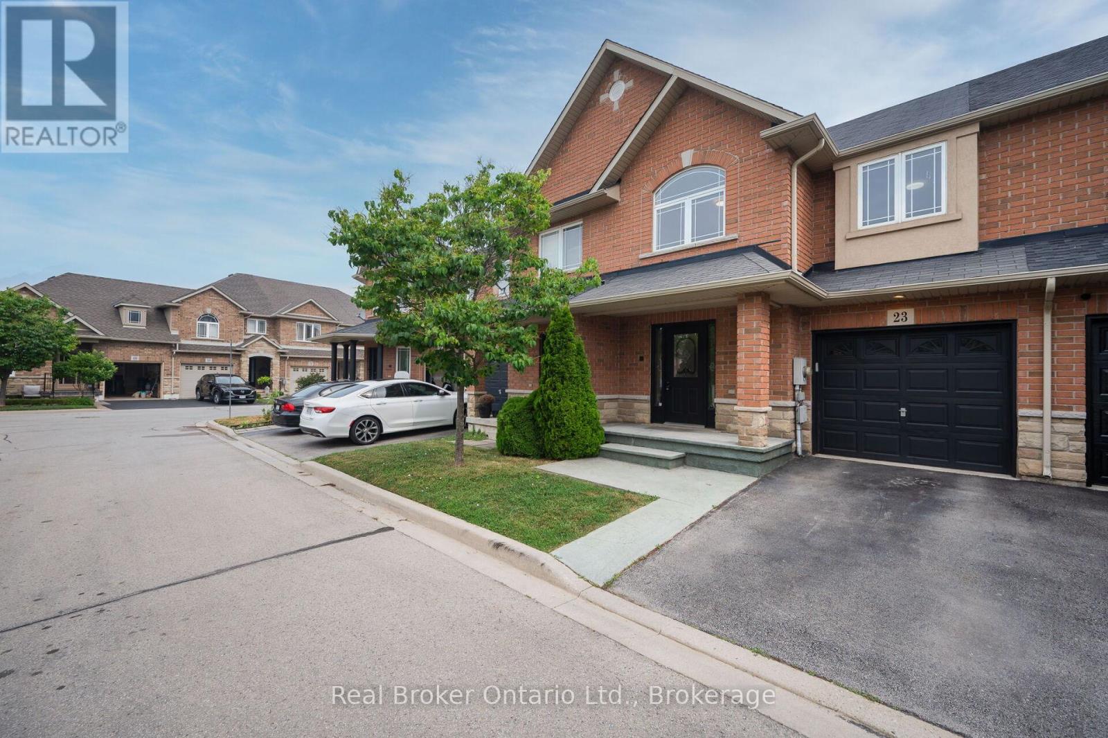 23 BELLFLOWER BOULEVARD, Hamilton, Ontario