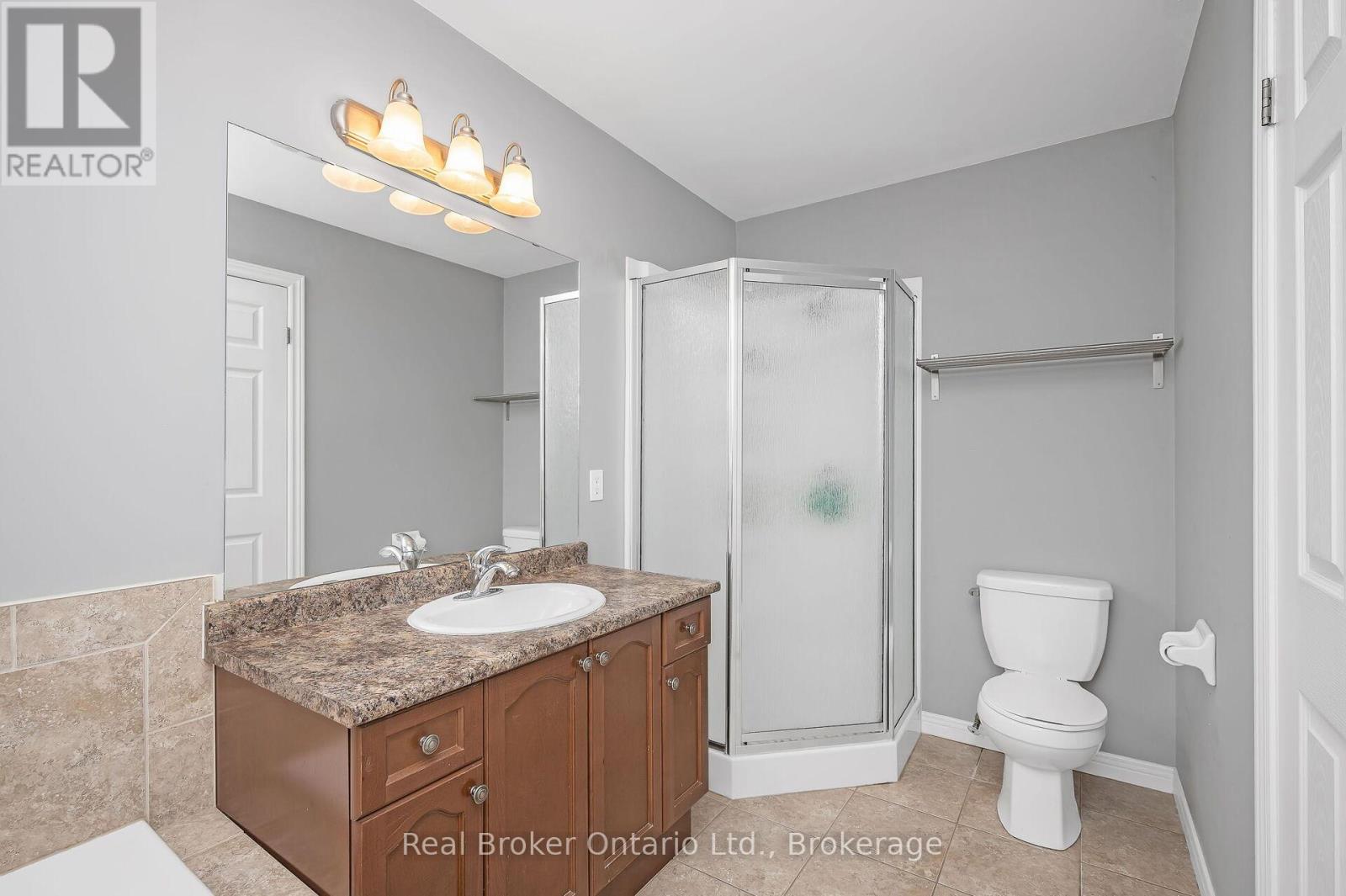 23 Bellflower Boulevard, Hamilton, Ontario  L0R 1P0 - Photo 18 - X12440031